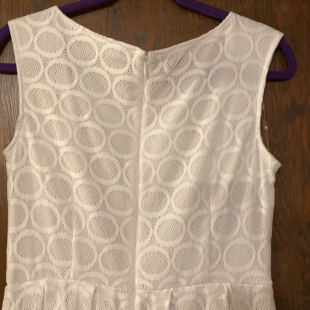 White Sleeveless New York and Company Dress - Picture 7 of 10